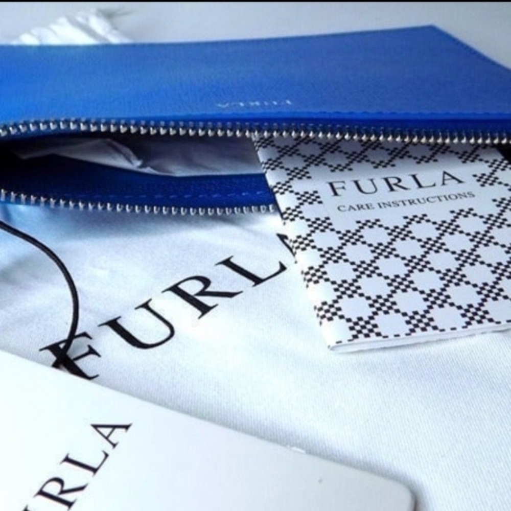 Furla Babylon Ceruleo Leather Envelope Pouch